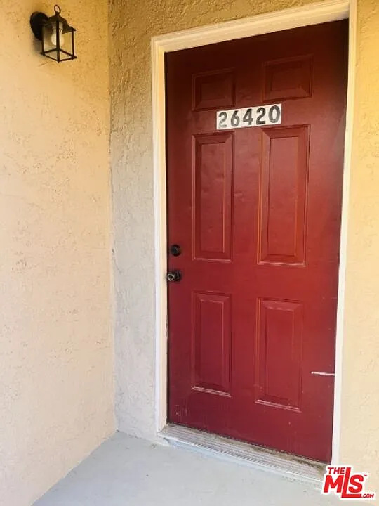 2 bed, 1.0 bath, 900 sqft, $1,700 — Photo 2