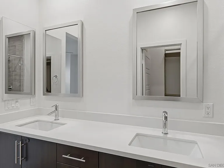 2440 Aperture Cir — Photo 15