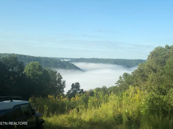 722 Flat Top View Ln, Wilder, TN 38589