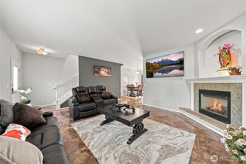 5th image of 7402 Olympic Drive