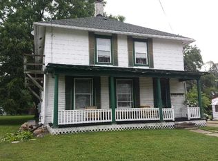 320 W Maple Ave, Beaver Dam, WI 53916