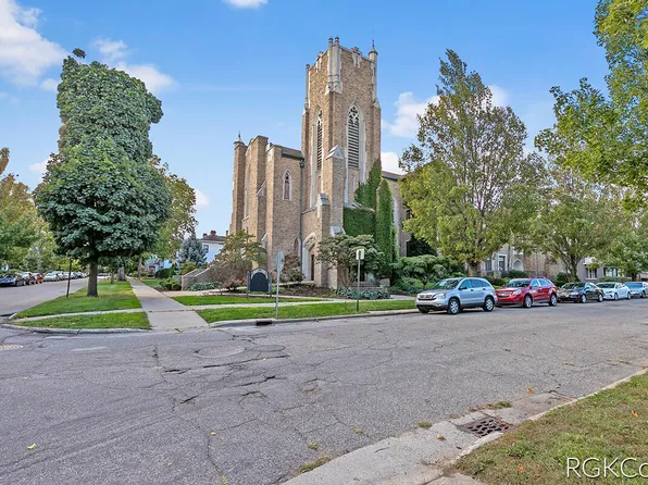 253 Prospect Ave NE #205, Grand Rapids, MI 49503