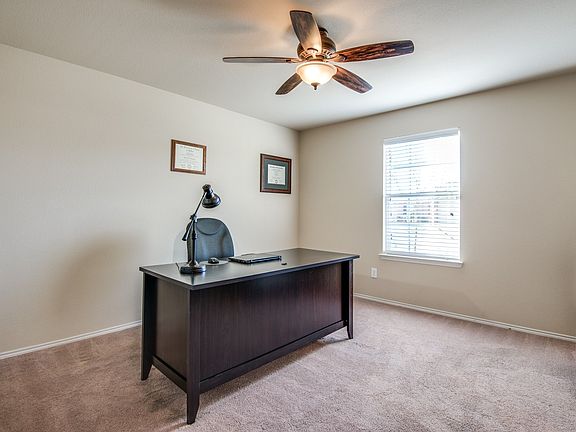 4th image of 14704 Brandon Dr