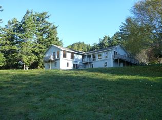 28645 Mateer Rd, Gold Beach, OR 97444