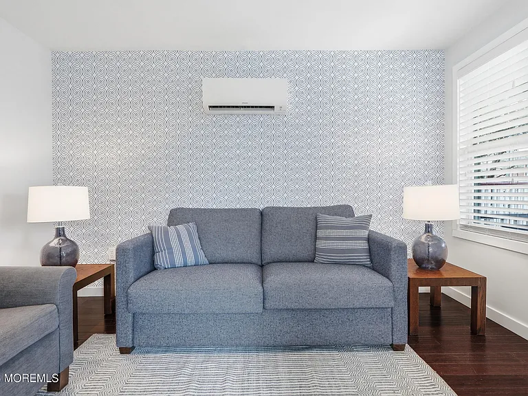 46 Broadway Ave #46 — Photo 8