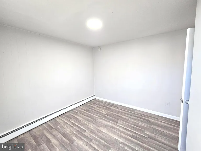 5526 N Mascher St #1 — Photo 21