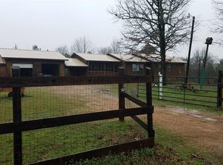 2374 Day Lily Rd, Gilmer, TX 75645