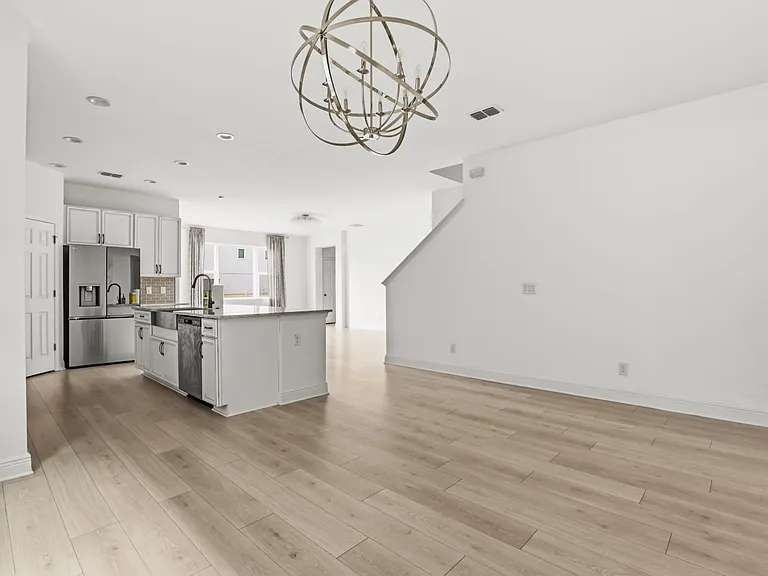 14452B Crestavista Ave — Photo 8