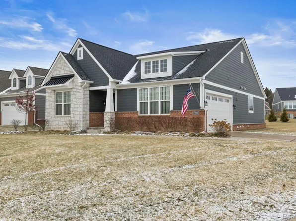 17266 Garden Ridge Ln, Northville, MI 48168