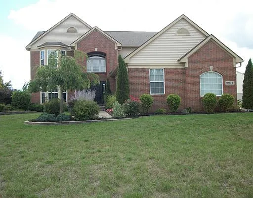 9079 Potterville Dr photo 1