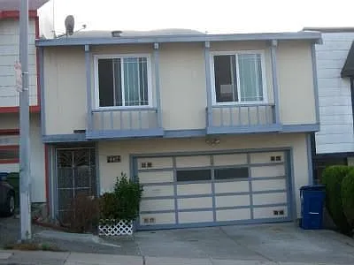443 Florence St photo 1