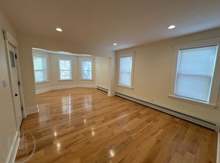 64 Southgate St #3, Worcester, MA 01603