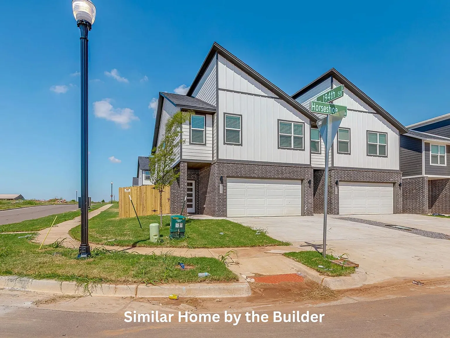 3 bed, 2.5 bath, 1677 sqft, $1,895 — Photo 1