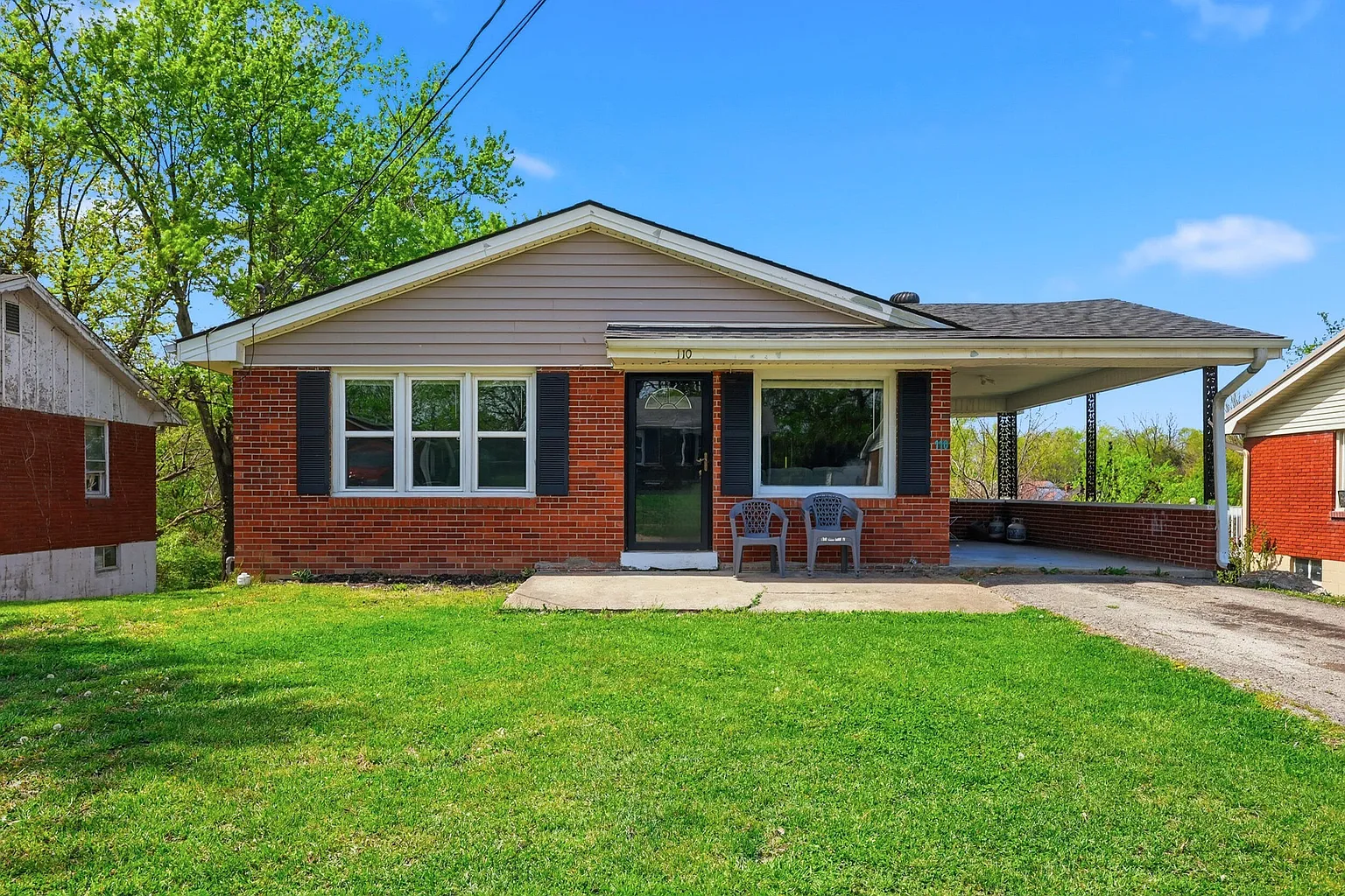 110 Ridgeway Dr photo 1