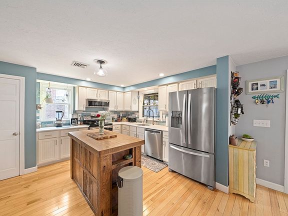 4th image of 17 Eden Rd