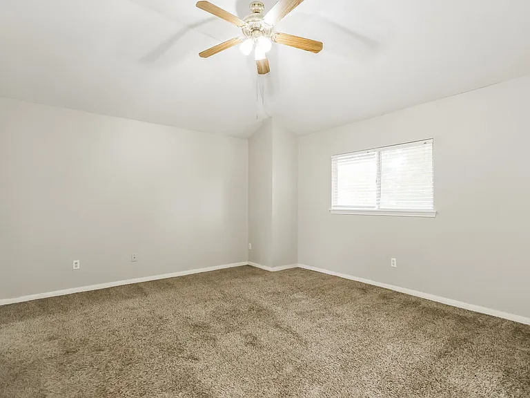 8002 Scarlet Tanager Dr — Photo 12