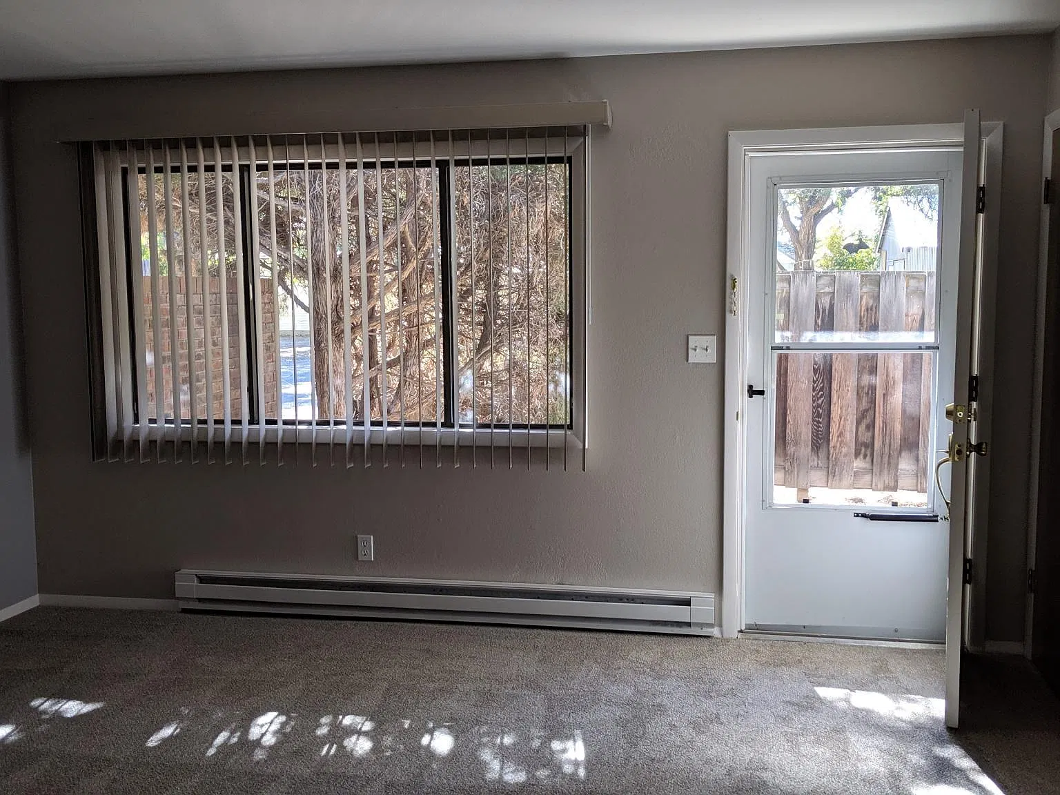 2 bed, 850 sqft, $1,500 — Photo 3