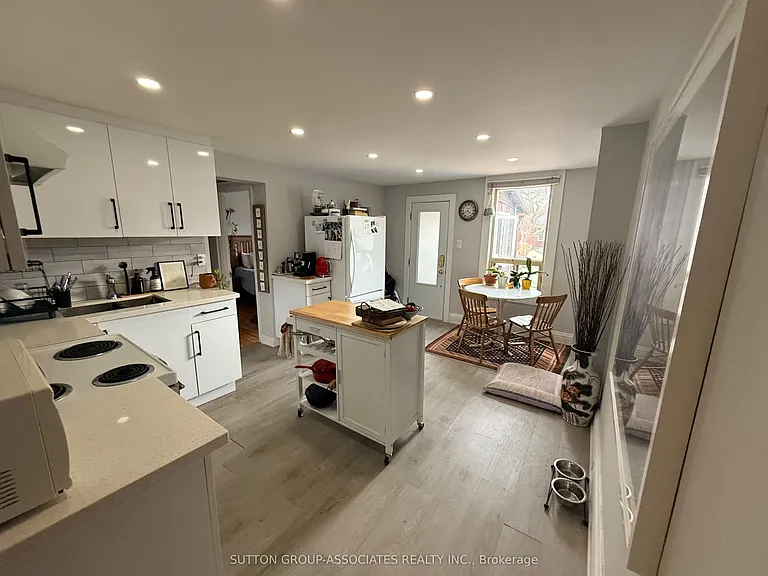 544 Concord Ave #UPPER — Photo 3