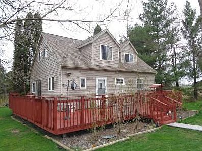 1st image of N714 Larson Dr