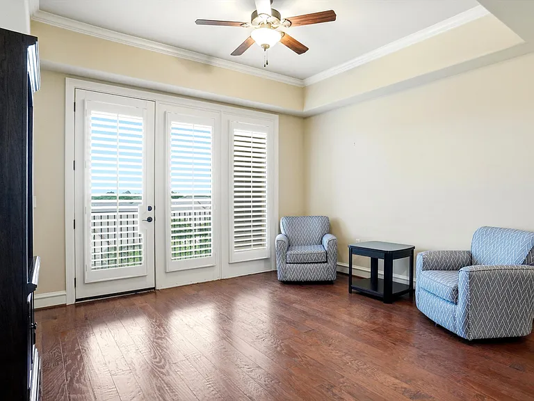 301 Watermere Dr #414 — Photo 9