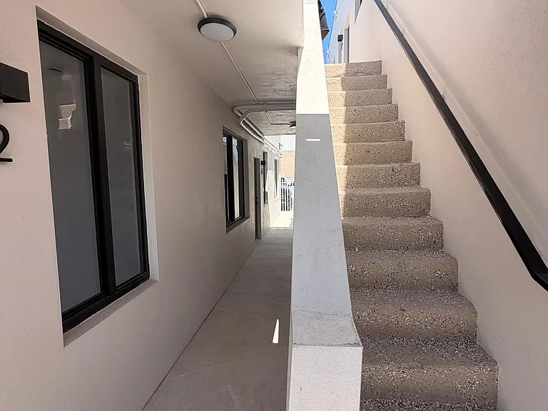 37 NW 12th Ave — Photo 13