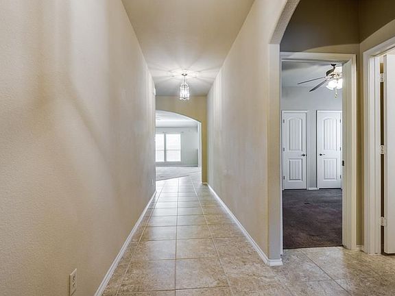 5th image of 10105 Horseshoe Ln