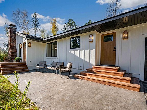 4th image of 1213 Lorane Dr