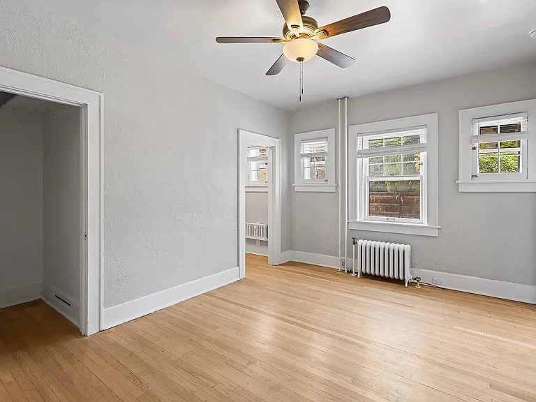 1027 Washington Street — Photo 15