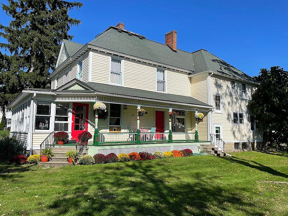 1st image of 40 N Washington St