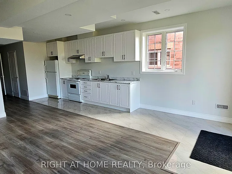 95 Bonnieglen Farm Blvd — Photo 6