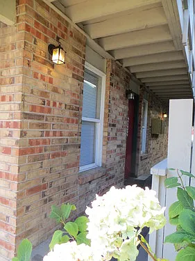 Free Credit Blocks To Optum Clinic, W/D, Deck, Quiet-Garden Court Setting At Everett, Wa — Photo 4