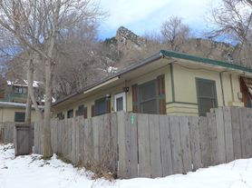 102 Artesian Dr, Eldorado Springs, CO
