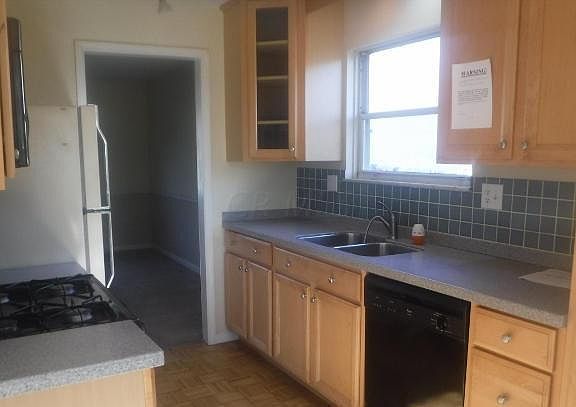 3rd image of 5369 Taylor Lane Ave