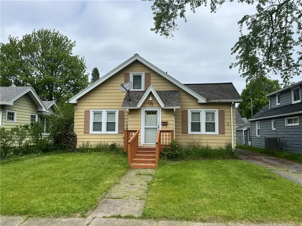 178 Wildwood Dr, Rochester, NY 14616