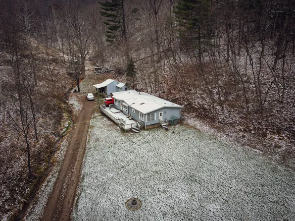 1811 Barr Rd, Smithfield, WV 26437