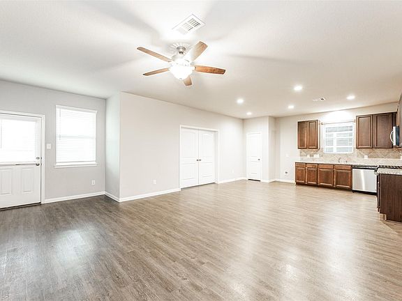 5th image of 3019 Orchid Ranch Dr