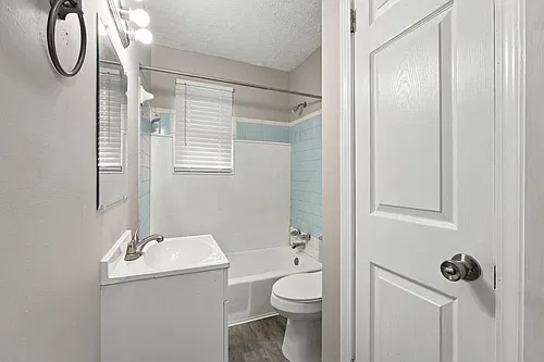 Floor plan Deluxe 2 BR
