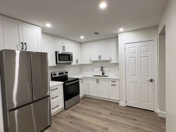 145 Riverhead Dr #Basement, Toronto, ON M9W 4H1