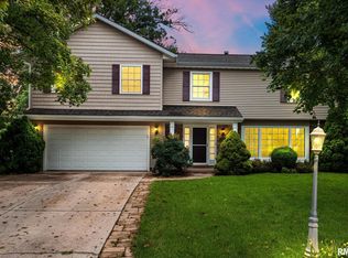 1021 E Madison St, Morton, IL