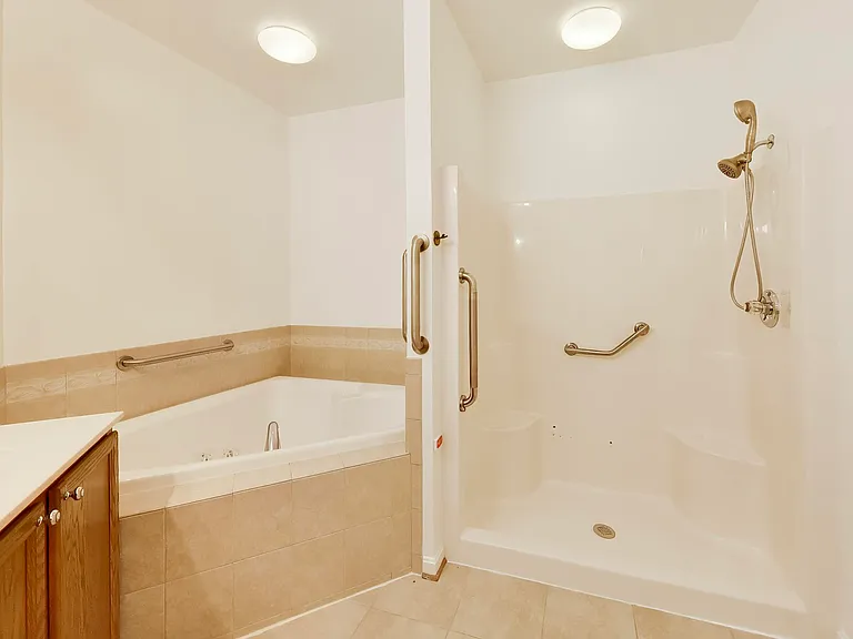 13851 Belle Chasse Blvd #213 — Photo 27