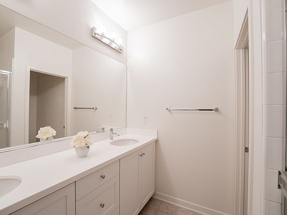 2nd image of 120 Borrego Dr