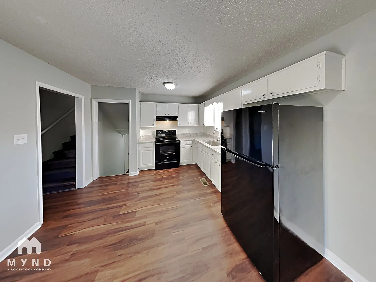 4 bed, 2.0 bath, 1237 sqft, $1,170 — Photo 3