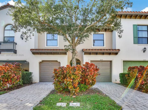 12430 NW 32nd Mnr, Fort Lauderdale, FL 33323