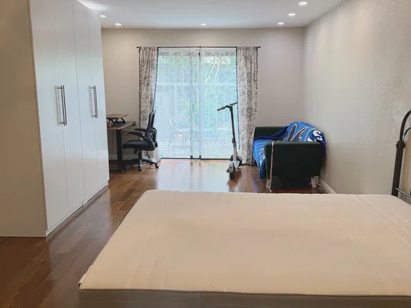 1670 Parkside Dr, Walnut Creek, CA 94597