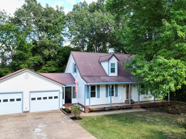 230 Fairview Dr, Humboldt, TN 38343