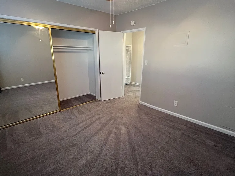 5139 Live Oak St #12 — Photo 11