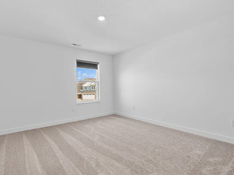 6261 Balsam Ct — Photo 38