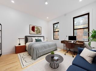 224 W 17th St APT 3D, New York, NY 10011