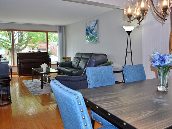 4th image of 5816 S McVicker Ave