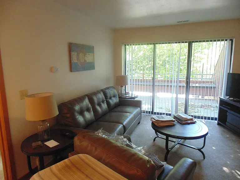 812 Walnut St #C — Photo 2